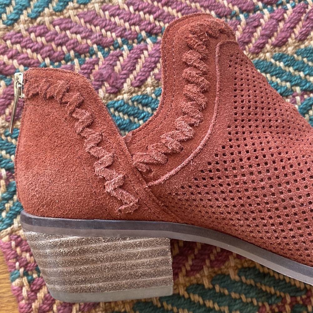 VINCE CAMUTO Palmina Perforated Suede Ankle Bootie - Picture 14 of 15